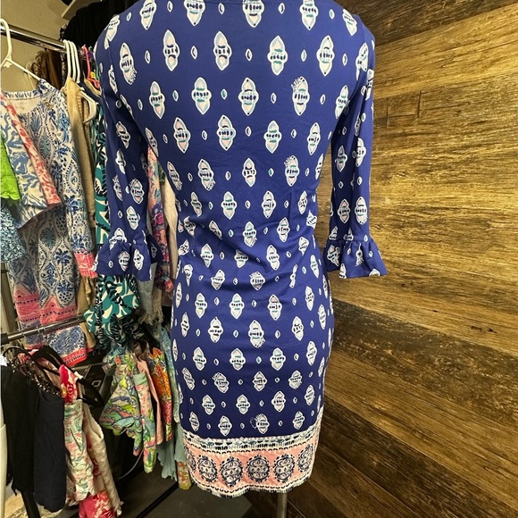 Lilly Pulitzer Blue Resort Sheath Dress with Bell Sleeves - Picture 4 of 11
